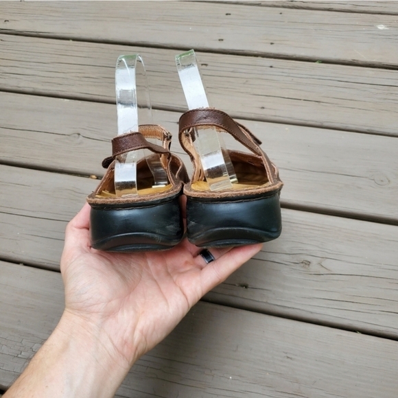 Naot Gardenia Brown Leather Cork Sole Mary Jane Slingback Strap Boho Flats 41 - Picture 4 of 9